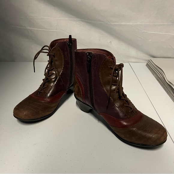 Dansko Felix Leather Ankle Boot Red Brown Purple Leather Lace Up SZ 36 - Picture 8 of 16